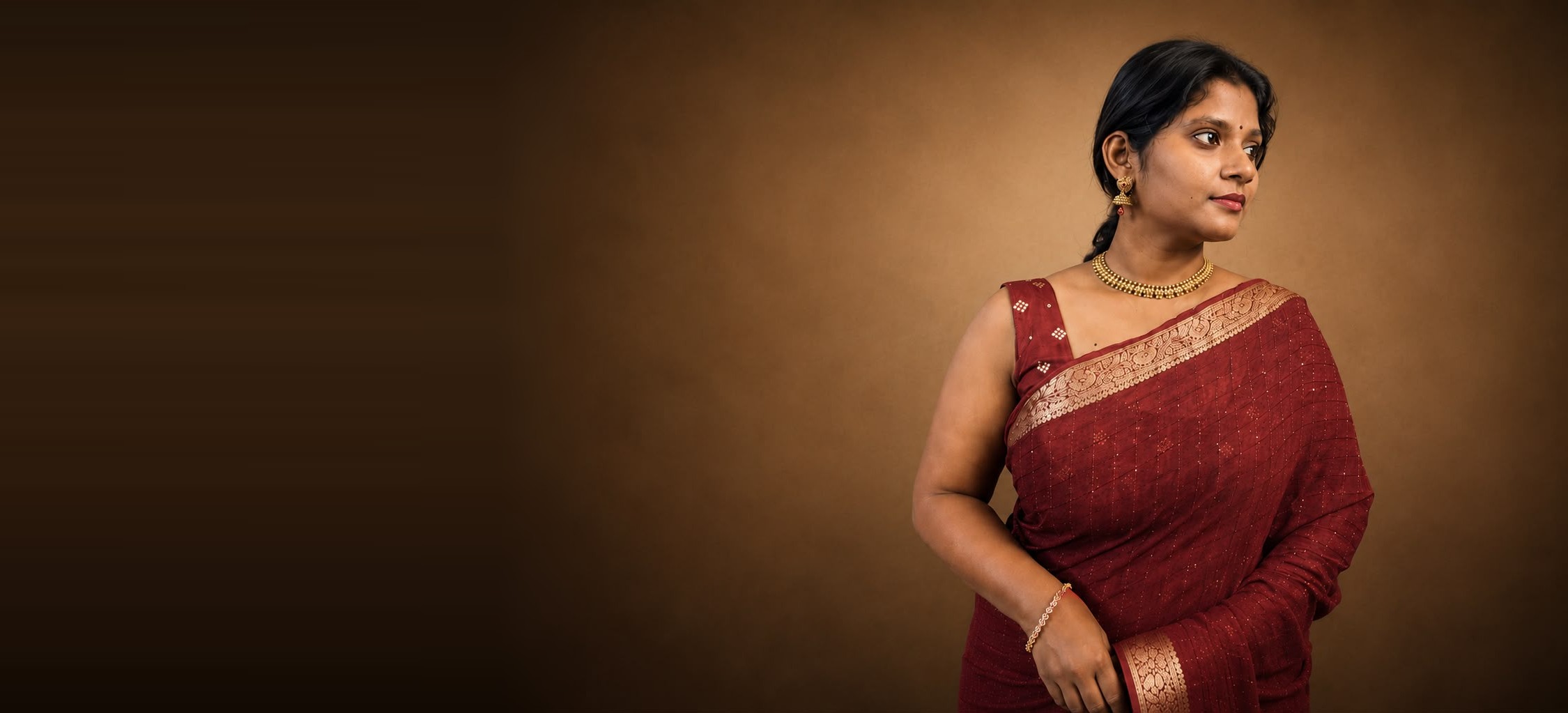 Model wearing Chinkara jewellery